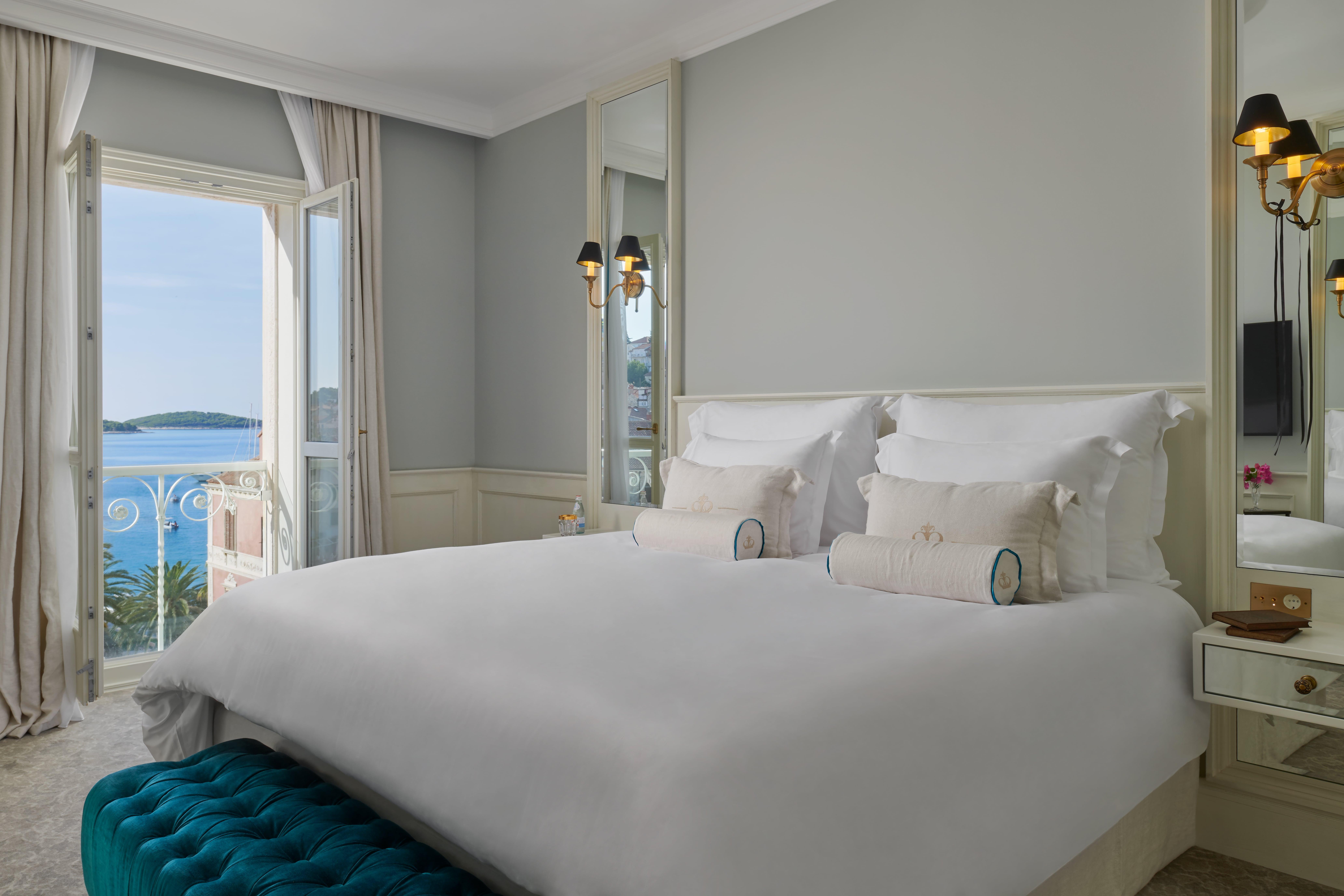 Palace Elisabeth, Hvar Heritage Hotel - The Leading Hotels Of The World Hvar Town Exterior photo