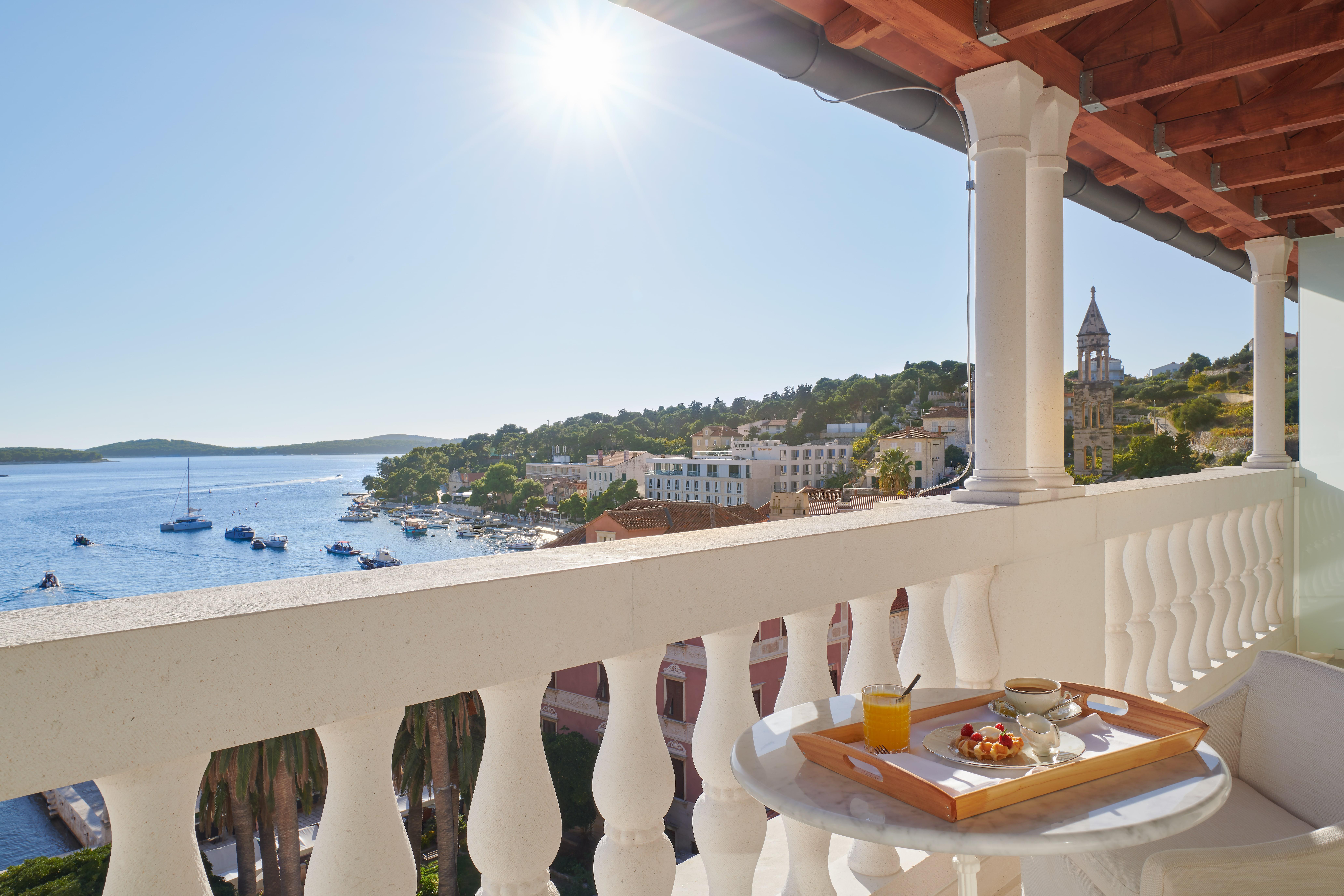 Palace Elisabeth, Hvar Heritage Hotel - The Leading Hotels Of The World Hvar Town Exterior photo