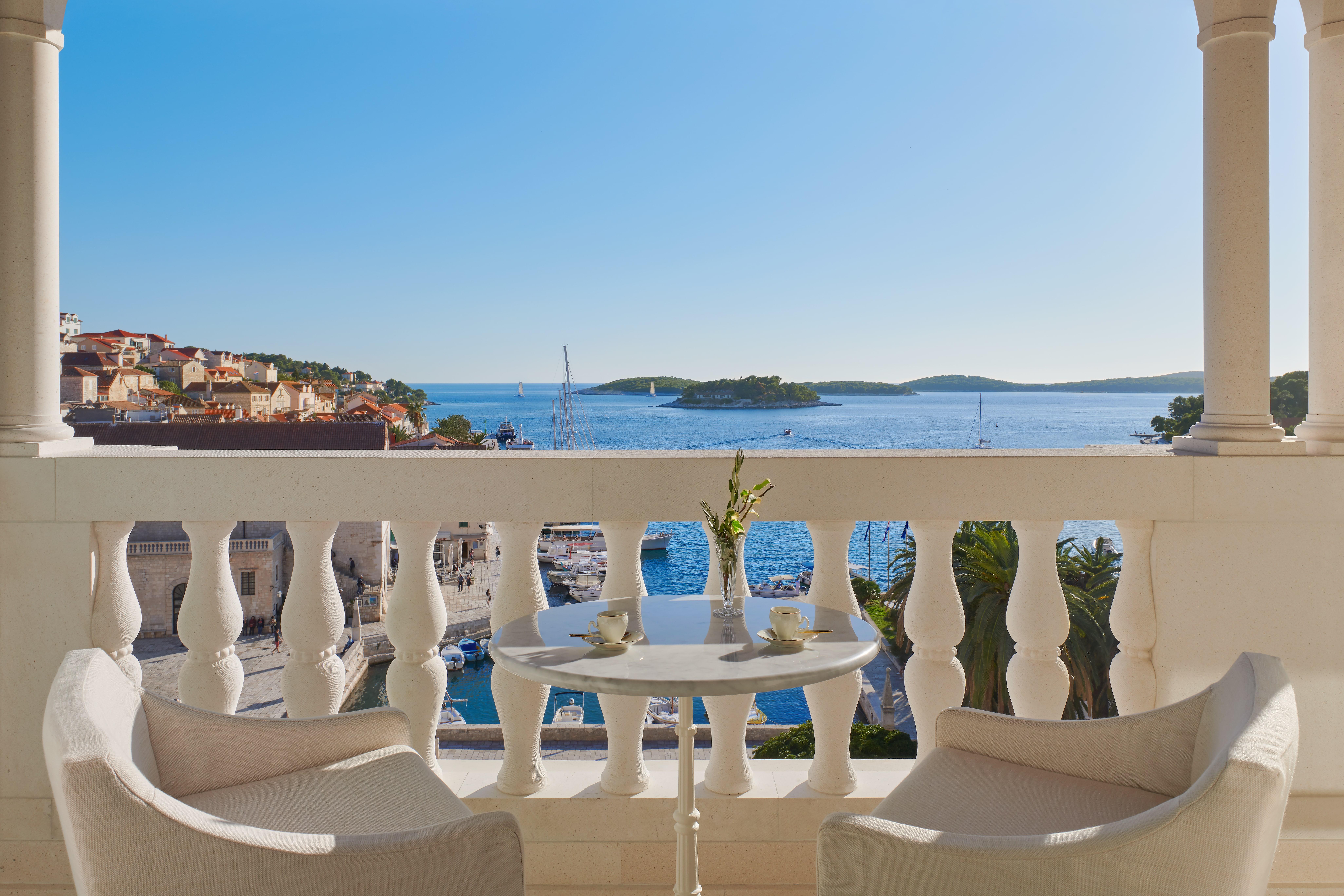 Palace Elisabeth, Hvar Heritage Hotel - The Leading Hotels Of The World Hvar Town Exterior photo