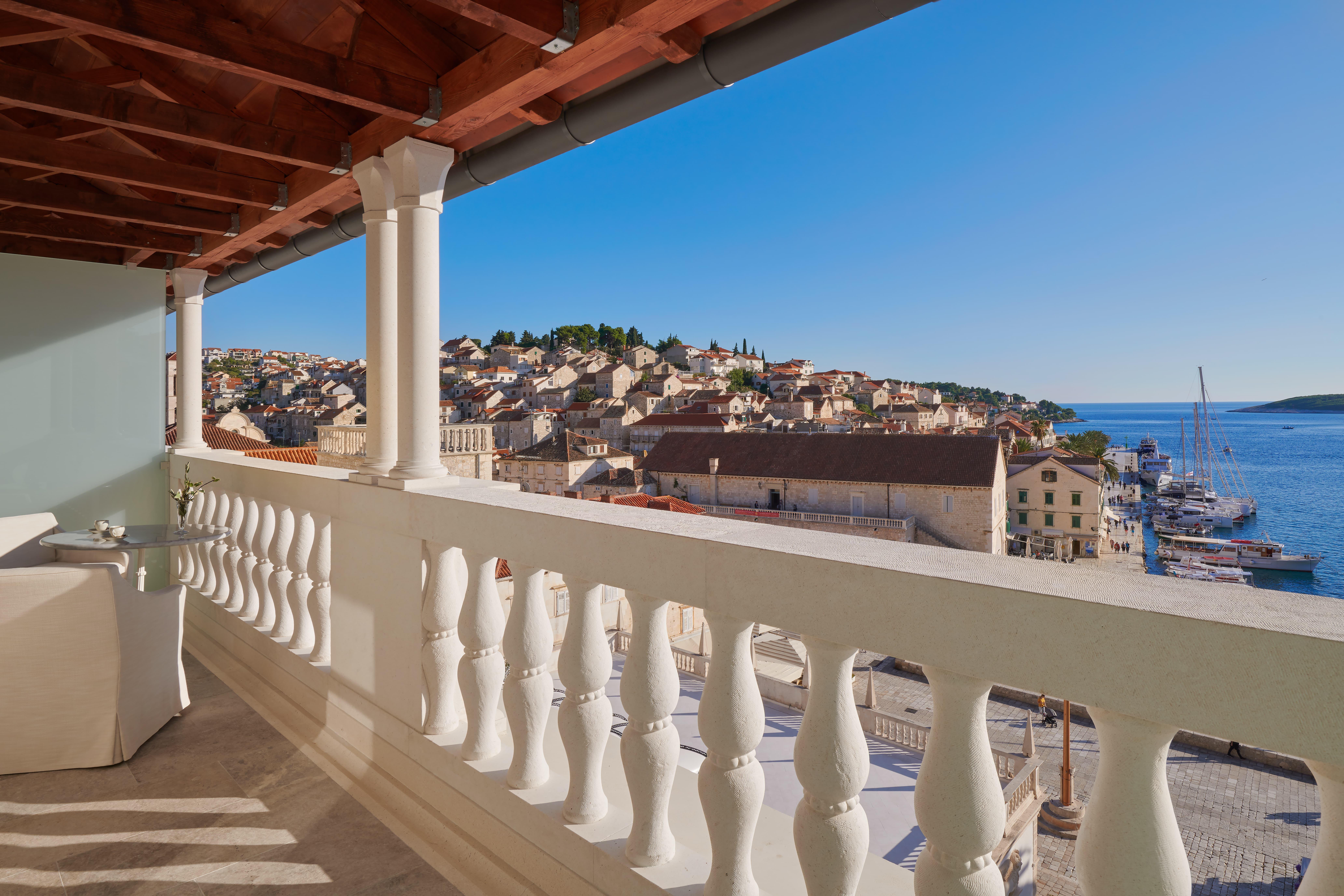Palace Elisabeth, Hvar Heritage Hotel - The Leading Hotels Of The World Hvar Town Exterior photo